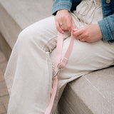 On-the-go Leash in Lychee